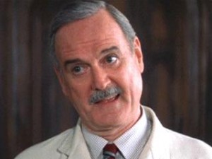 john-cleese-as-r-in-james-bond